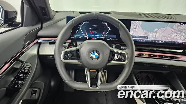 BMW 5 Series G60 — Фото автомобиля 19