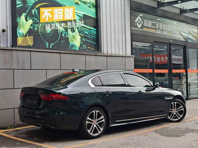 Jaguar XEL — Фото автомобиля 5