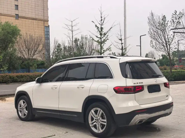 Mercedes-Benz GLB-Class — Фото автомобиля 4