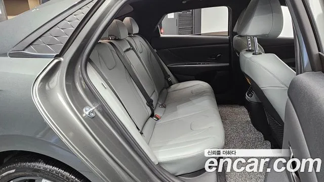 Hyundai Avante CN7 — Фото автомобиля 17