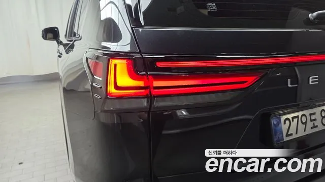 Lexus LX — Фото автомобиля 18