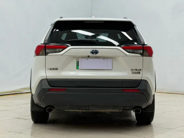 Toyota RAV4 Rongfang Dual Engine E+ — Фото автомобиля 8