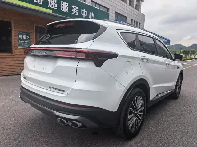 Jetour X70 Plus — Фото автомобиля 9