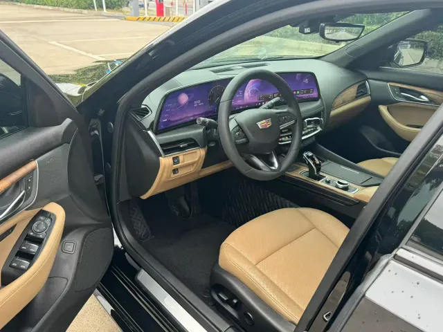 Cadillac CT5 — Фото автомобиля 6