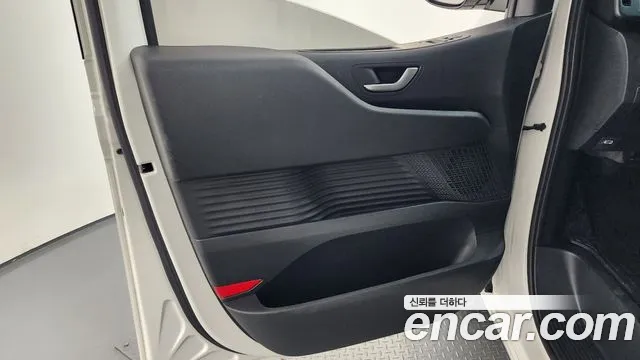Hyundai Staria Staria Карго 3 места — Фото автомобиля 6