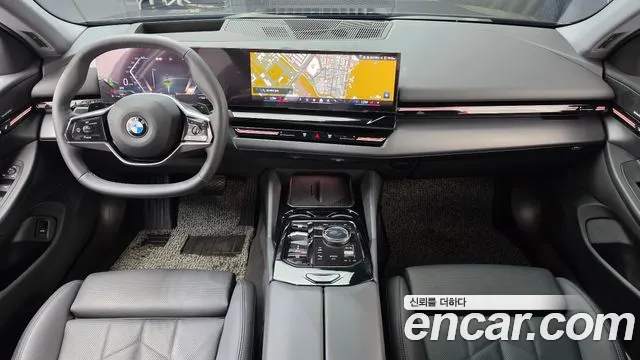 BMW 5 Series G60 — Фото автомобиля 10