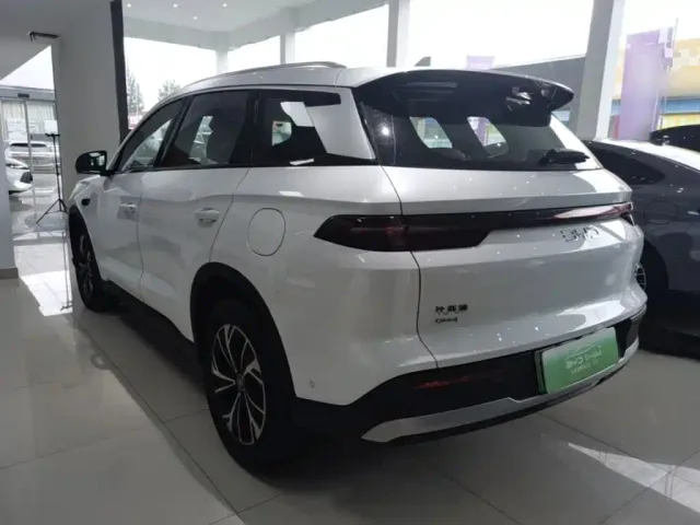 BYD Song Pro — Фото автомобиля 4