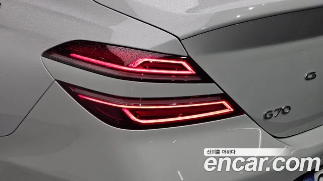 Genesis G70 New — Фото автомобиля 8