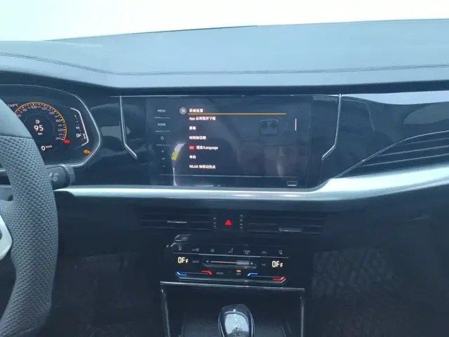 Volkswagen Passat — Фото автомобиля 13
