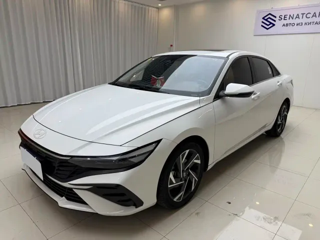 Фотография автомобиля — Hyundai Elantra