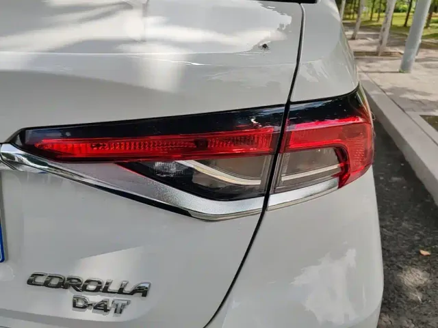 Toyota Corolla — Фото автомобиля 7