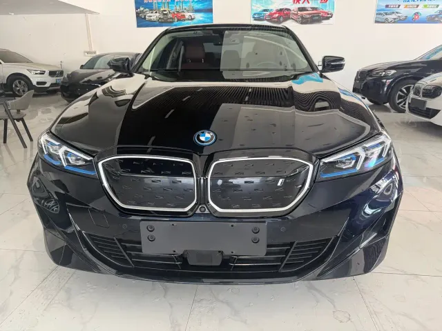 BMW i3 — Фото автомобиля 2