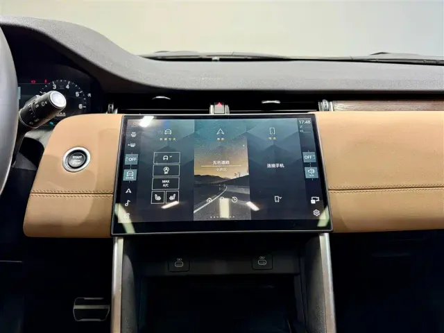 Land Rover Discovery Sport — Фото автомобиля 30