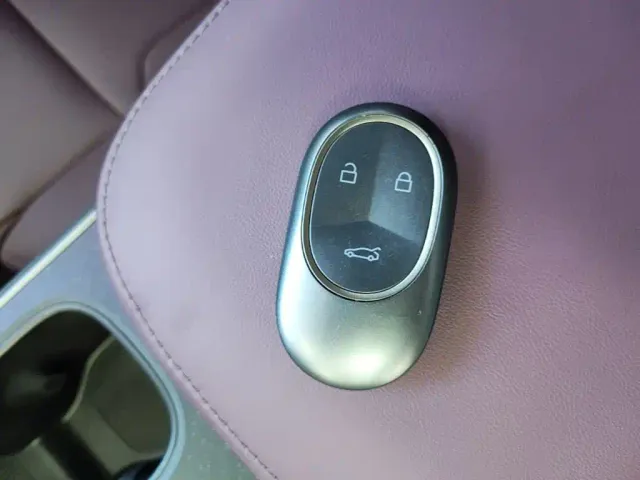Nio ET5 Touring — Фото автомобиля 8