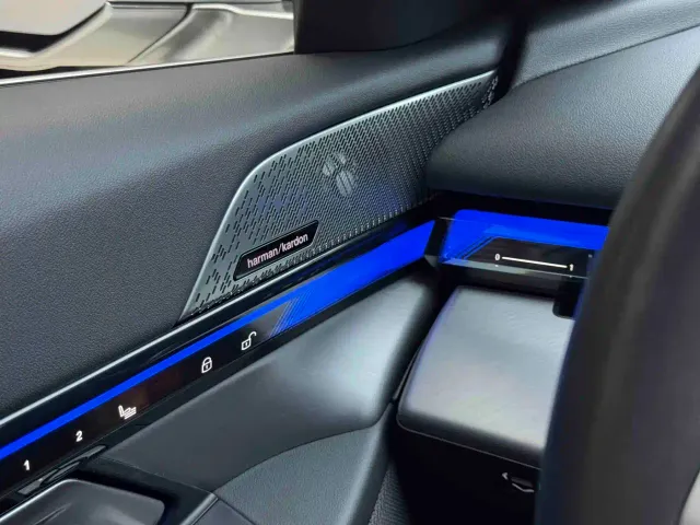 BMW 5 Series — Фото автомобиля 5