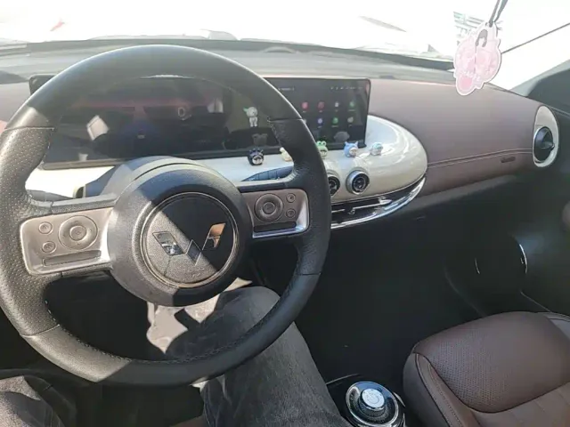 Wuling Bingo — Фото автомобиля 9