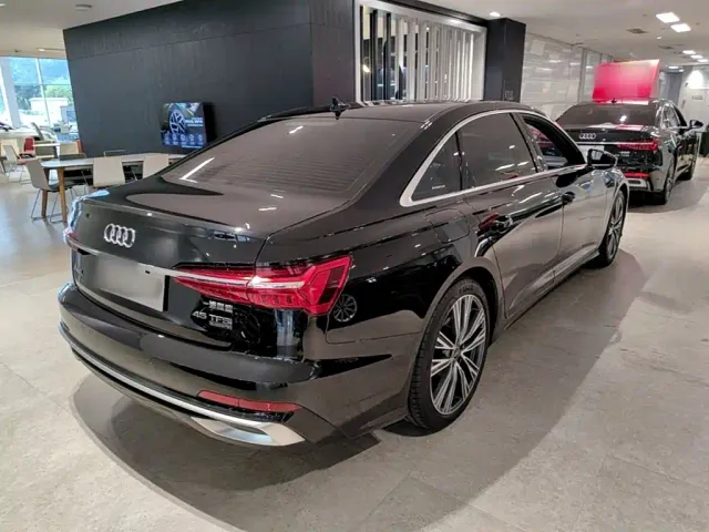Audi A6L — Фото автомобиля 6