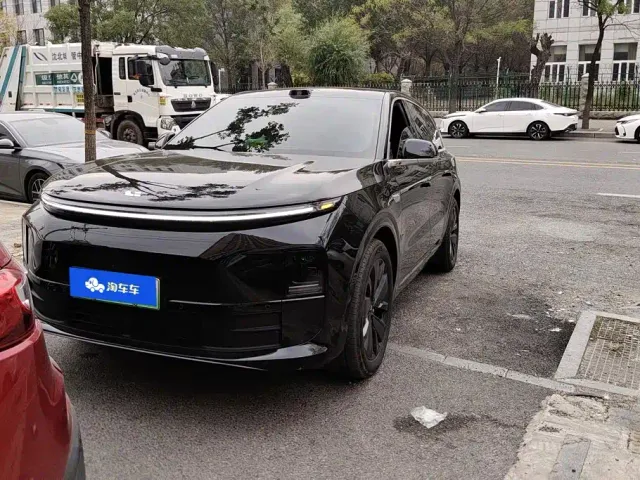 Li Auto L6 — Фото автомобиля 2