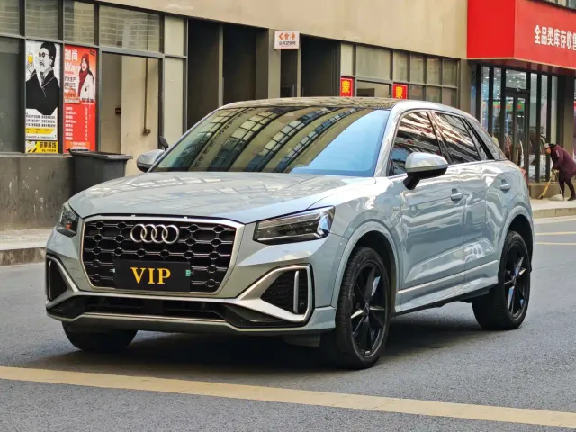 Фотография автомобиля — Audi Q2L