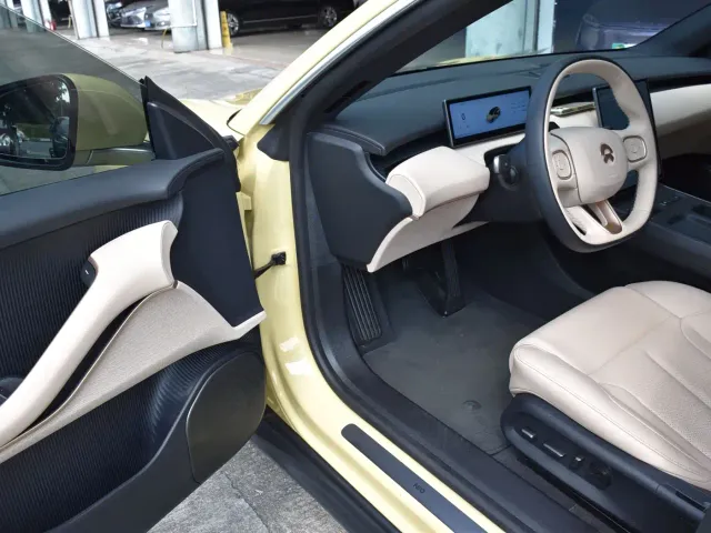 Nio ET5 Touring — Фото автомобиля 6