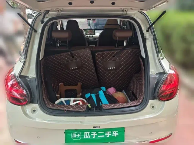 Wuling Bingo — Фото автомобиля 9