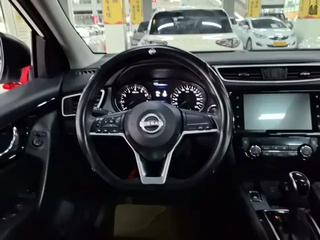 Nissan Qashqai — Фото автомобиля 10