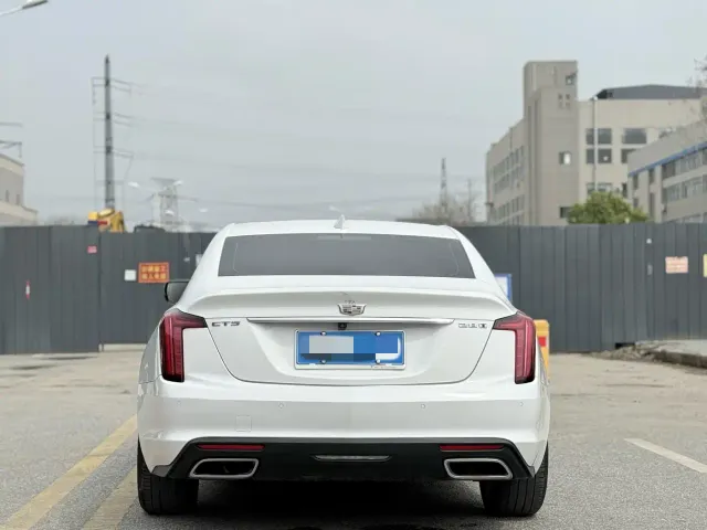 Cadillac CT5 — Фото автомобиля 5