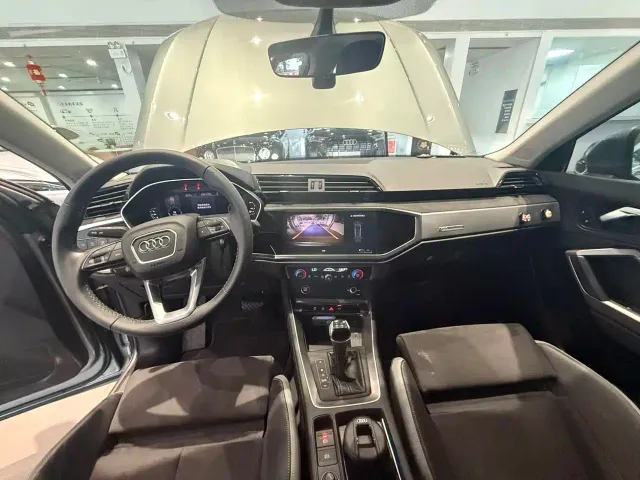 Audi Q3 — Фото автомобиля 16