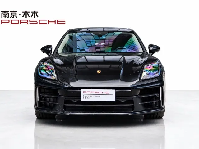Porsche Panamera — Фото автомобиля 2