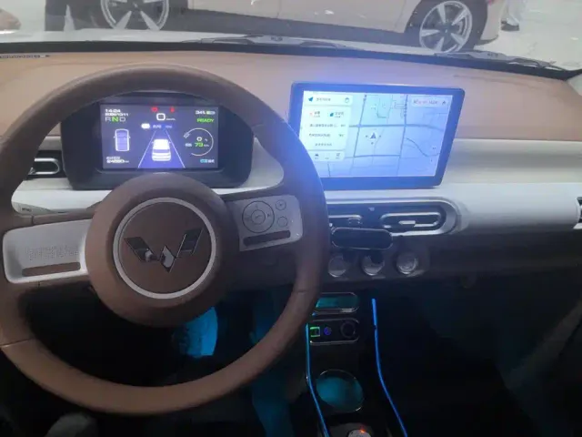 Wuling Hongguang Mini EV — Фото автомобиля 12