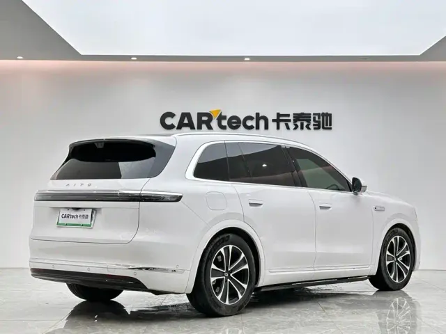 Aito M7 — Фото автомобиля 5
