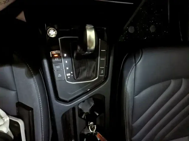 Volkswagen Tharu — Фото автомобиля 13