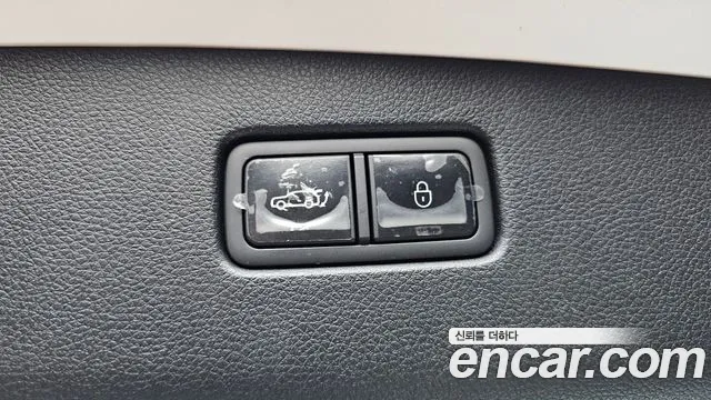 Genesis GV70 — Фото автомобиля 27