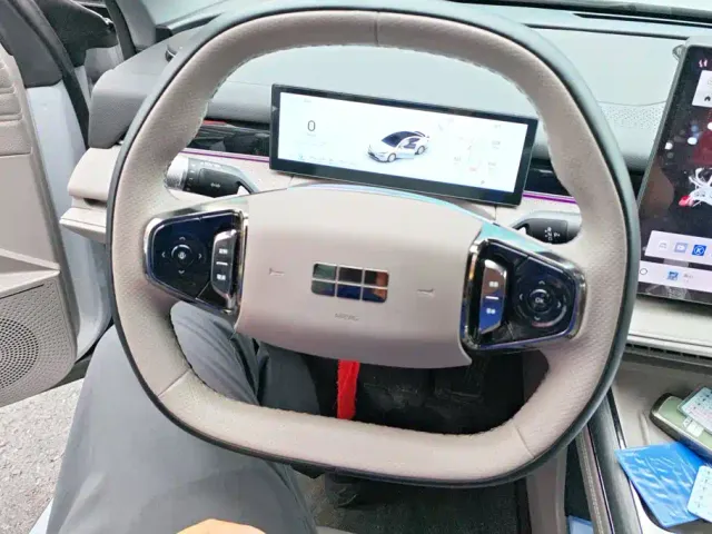Geely Galaxy Xingyao 8 — Фото автомобиля 15