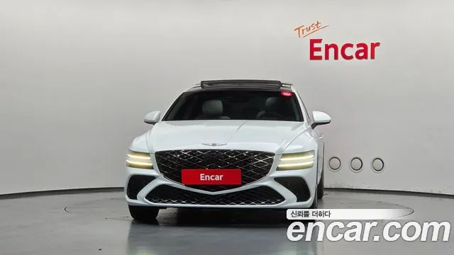 Genesis G80 RG3 — Фото автомобиля 3