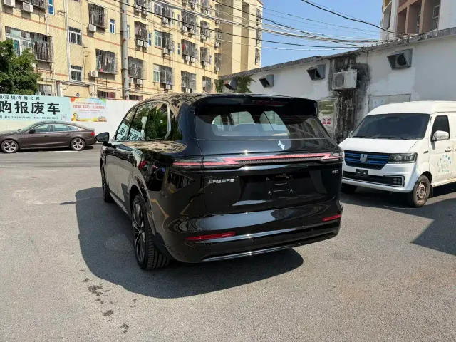 Huajing Baojun S — Фото автомобиля 10