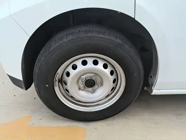 JMC E-Fushun — Фото автомобиля 22