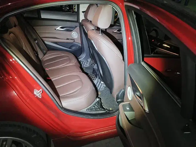 BMW 1 Series — Фото автомобиля 11