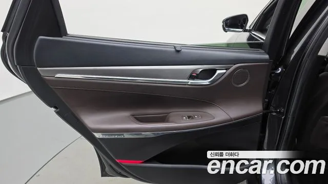 Hyundai Grandeur Новый Grandeur IG — Фото автомобиля 19