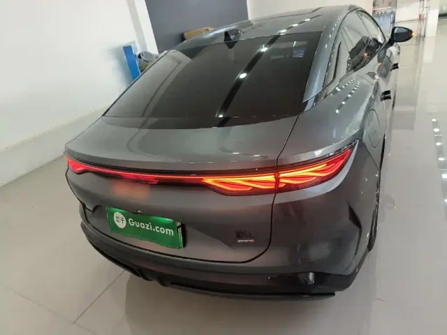 BYD Han L — Фото автомобиля 5