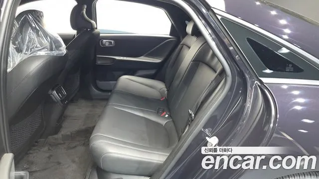 Hyundai Ioniq 6 — Фото автомобиля 17