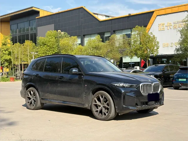 BMW X5 — Фото автомобиля 3
