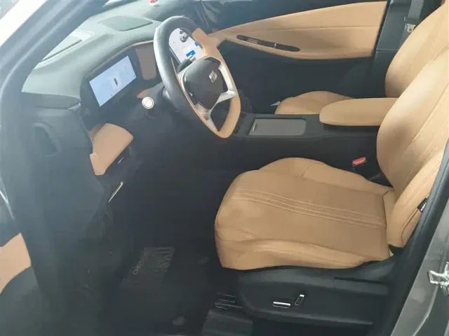 Geely Galaxy L7 — Фото автомобиля 14