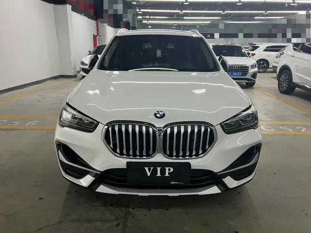 BMW X1 — Фото автомобиля 2