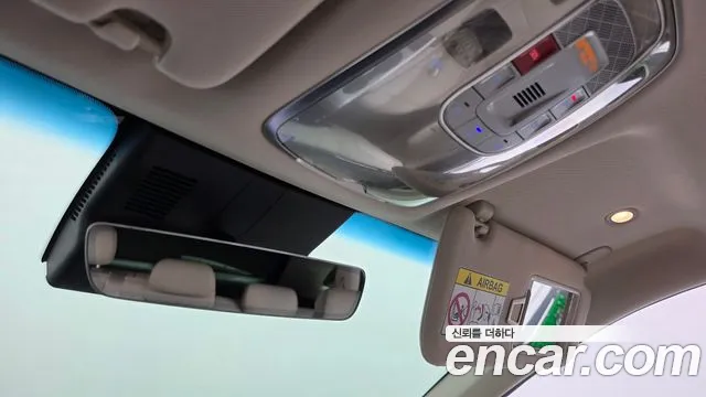 Genesis GV70 — Фото автомобиля 27