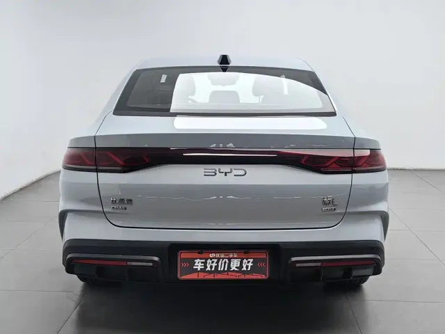 BYD Qin L — Фото автомобиля 4