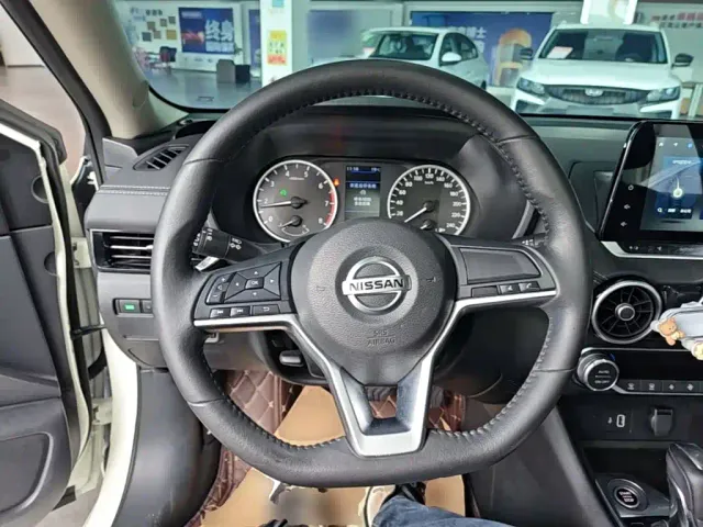 Nissan Sylphy — Фото автомобиля 10