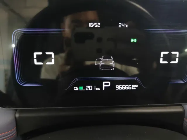 Geely Geometry E Firefly — Фото автомобиля 11