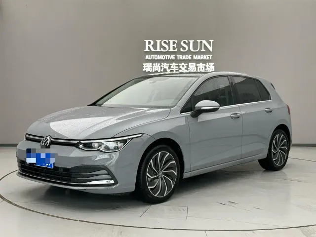 Фотография автомобиля — Volkswagen Golf