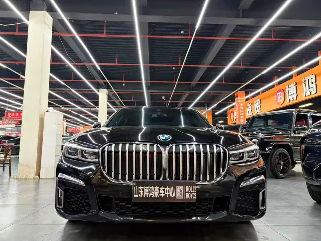 BMW 7 Series — Фото автомобиля 2